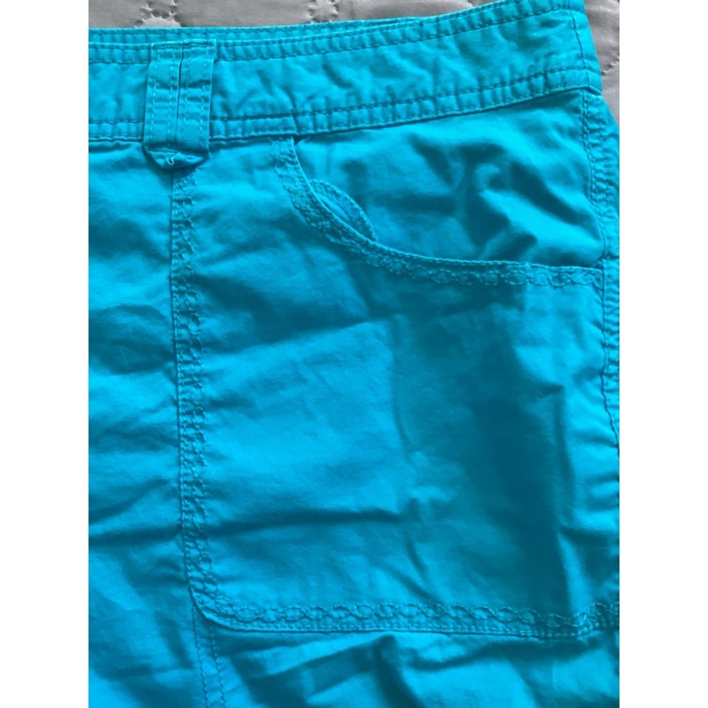 Kim Roger's Women's Blue Shorts Size 18 - Picture 2 of 4